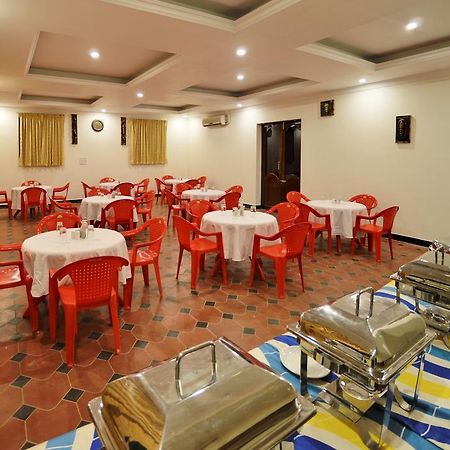 Royal Club Chennai Exterior foto