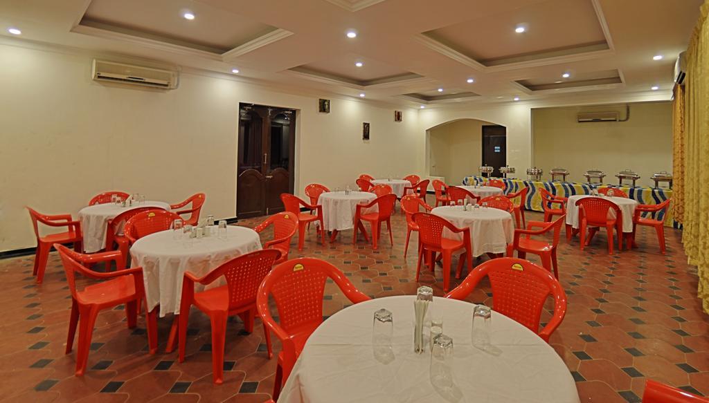 Royal Club Chennai Exterior foto